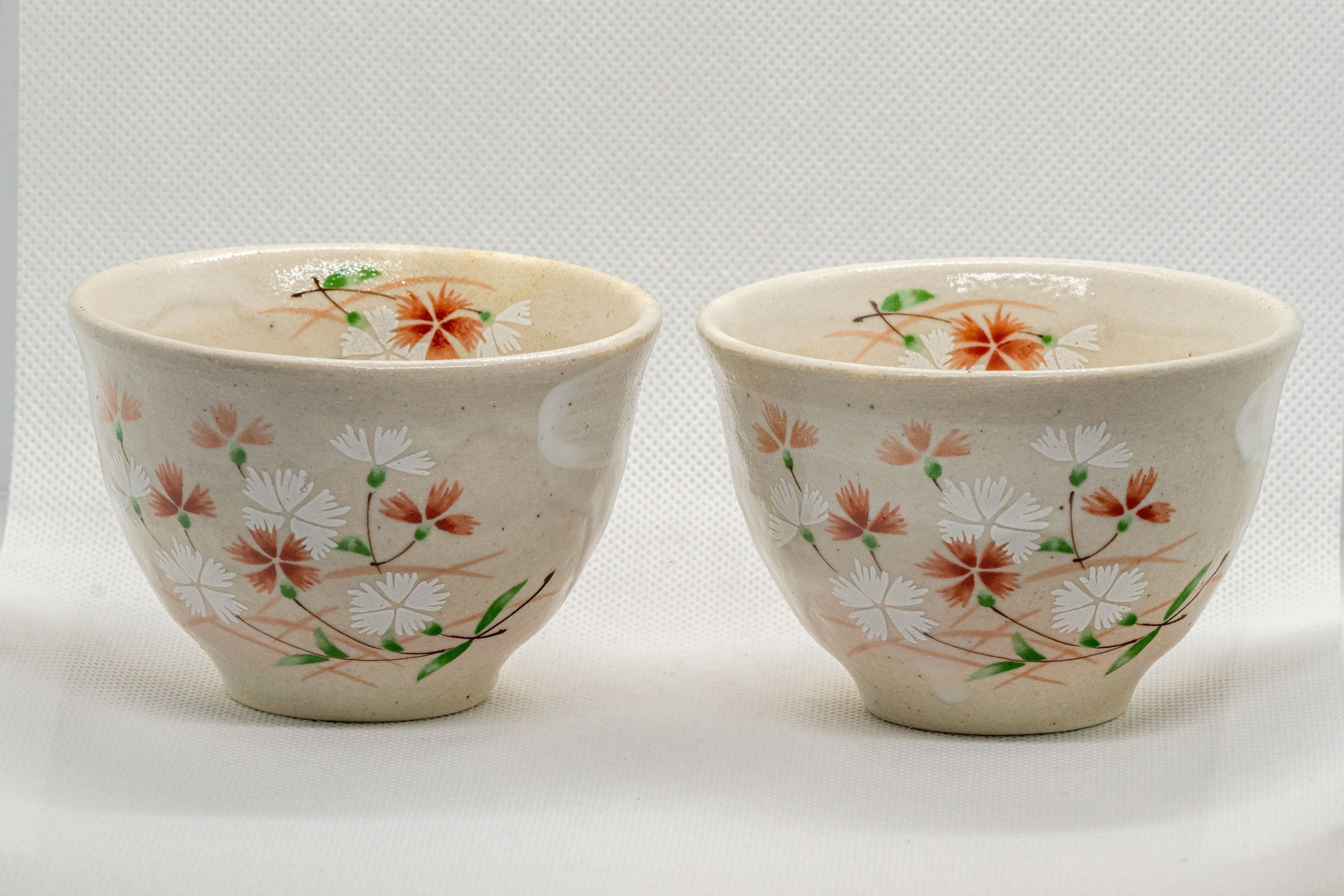 Pair of Japanese Teacups - Beige Floral Yunomi with Saucers - 150ml - Thumbnail 3