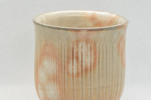Japanese Teacup - Tachikichi Tsutsu-gata Yunomi - 210ml - angled view showing the vertical fluting and flared lip