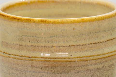 Japanese Matcha Bowl - Akiyama Kiln Tsutsu-gata Akahada-yaki Chawan - 475ml - angled view showing the glazed interior and rim