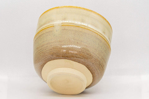 Japanese Matcha Bowl - Akiyama Kiln Tsutsu-gata Akahada-yaki Chawan - 475ml - lower side view showing the tapered foot