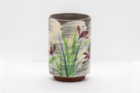 Tezumi — Japanese Teacup - Brushed white glaze tsutsu-gata yunomi with floral design - 150ml — front view