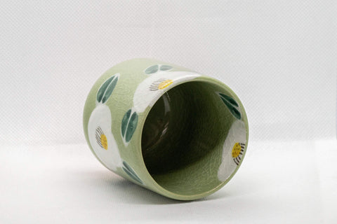 Japanese Teacup - Camellias Glazed Tsutsu-gata Yunomi - 200ml