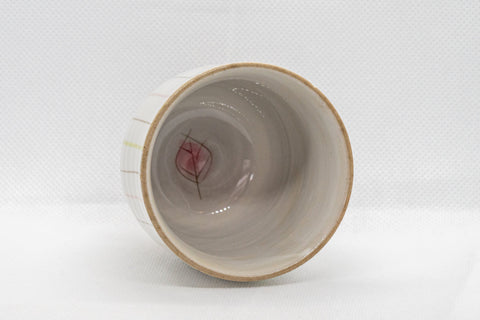 Tezumi — Japanese Teacup - 夭窯 Striped White Yunomi - 150ml — three-quarter view