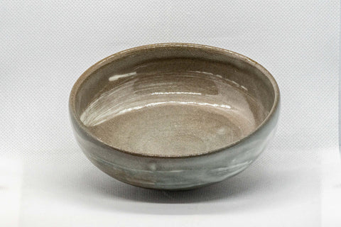 Japanese Matcha Bowl - Hakeme Badarai-gata Chawan - 200ml - angled view into the bowl showing the interior