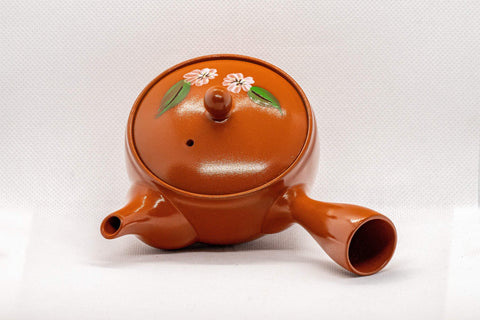 Tezumi — Japanese Kyusu - Peach Blossoms Tokoname-yaki Teapot - 170ml — top-down view of the lid