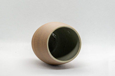 Tezumi — Japanese Teacup - Stoneware Yunomi - 175ml — three-quarter view
