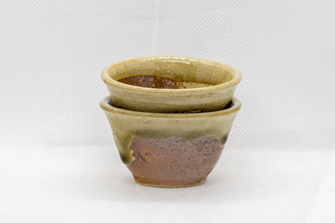 Japanese Teacups - Pair of 香山 Ash Green Glazed Shigaraki-yaki Senchawan - 55ml
