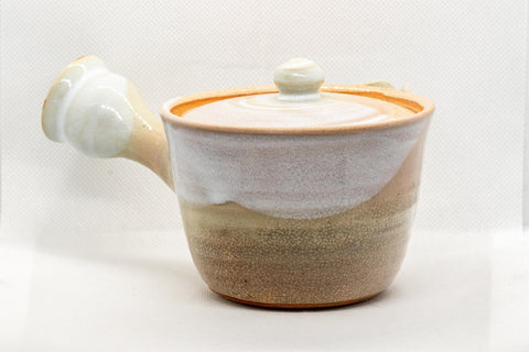 Tezumi — Japanese Kyusu - Hagi-yaki Do-ake Teapot - 300ml — top-down view of the lid