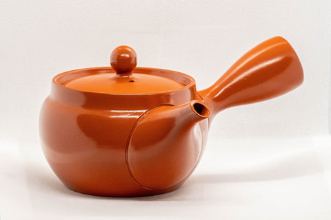 Japanese Kyusu - 富仙窯 Fusen Kiln Tokoname-yaki Teapot - 315ml - three-quarter side view showing the side handle and spout