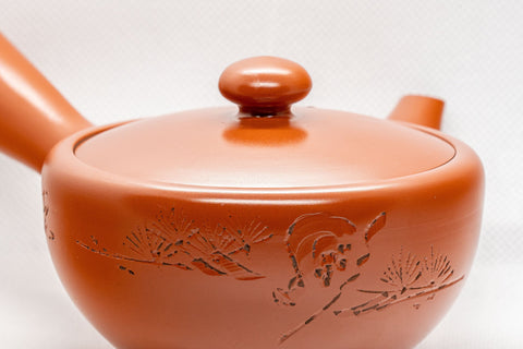 Japanese Kyusu - Tokoname-yaki Debeso Teapot - 260ml - view showing the engraved kanji and designs on the body