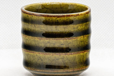 Japanese Teacup - Tsutsu-gata Yunomi - closeup of the ribbed crazed glaze surface