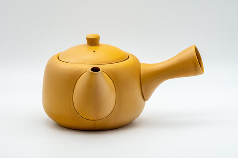 Japanese Tea Set - Yellow Debeso Kyusu with 5 Yunomi - angled view of the teapot from above