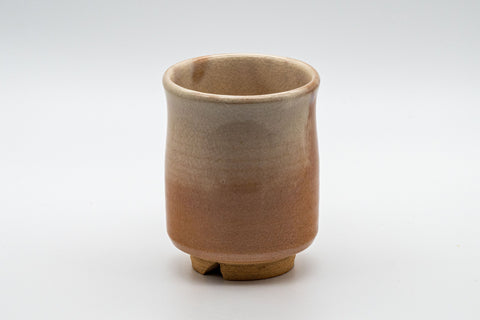 Japanese Teacup - Tsutsu-gata Hagi-yaki Yunomi - 210ml - side view of the teacup