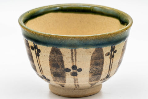 Japanese Teacup - 秀泉陶苑 Floral Wan-nari Mino-yaki Yunomi - 100ml - overhead view showing the interior