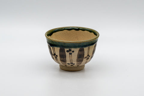 Japanese Teacup - 秀泉陶苑 Floral Wan-nari Mino-yaki Yunomi - 100ml - three-quarter view showing the geometric decoration