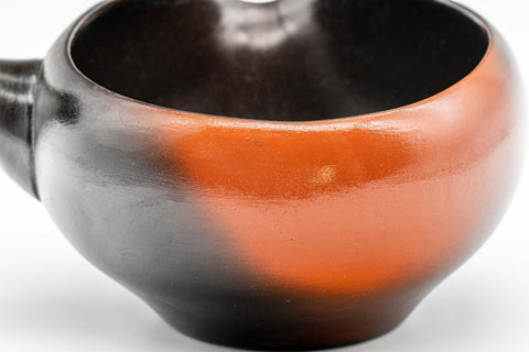 Tezumi — Japanese Yuzamashi - 哲生作 Black Kokudei Yōhen Tokoname-yaki Water Cooler - 230ml — inverted showing the foot ring