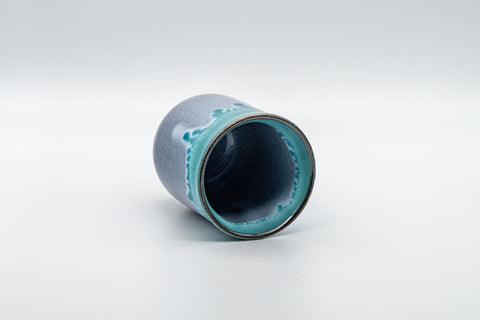 Tezumi — Japanese Teacup - Turquoise Tsutsu-gata Yunomi - 170ml — tipped to show the interior