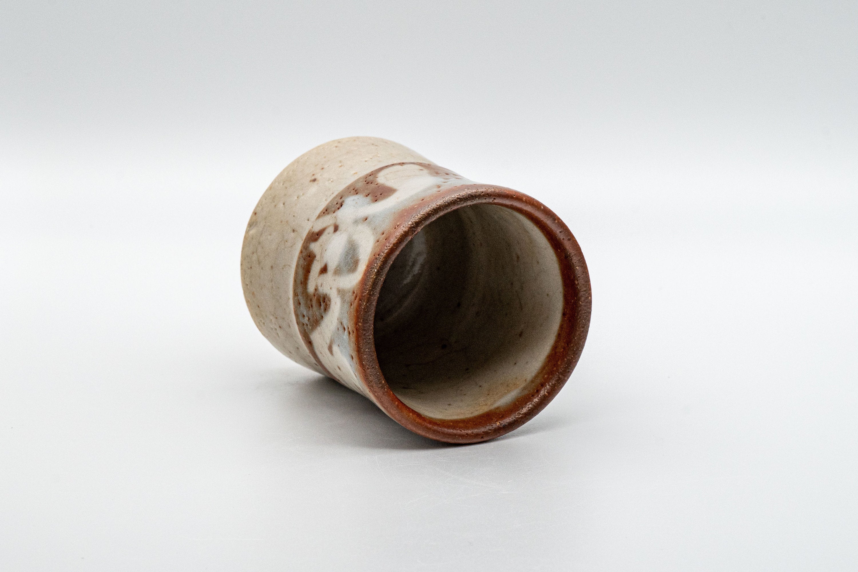 Japanese Teacup - 北山 Shino Glazed Dojimari-gata Yunomi - 155ml