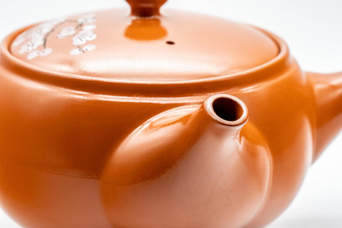 Tezumi — Japanese Kyusu - Large Sakura Tokoname-yaki Teapot - 600ml — closeup of the painted decoration