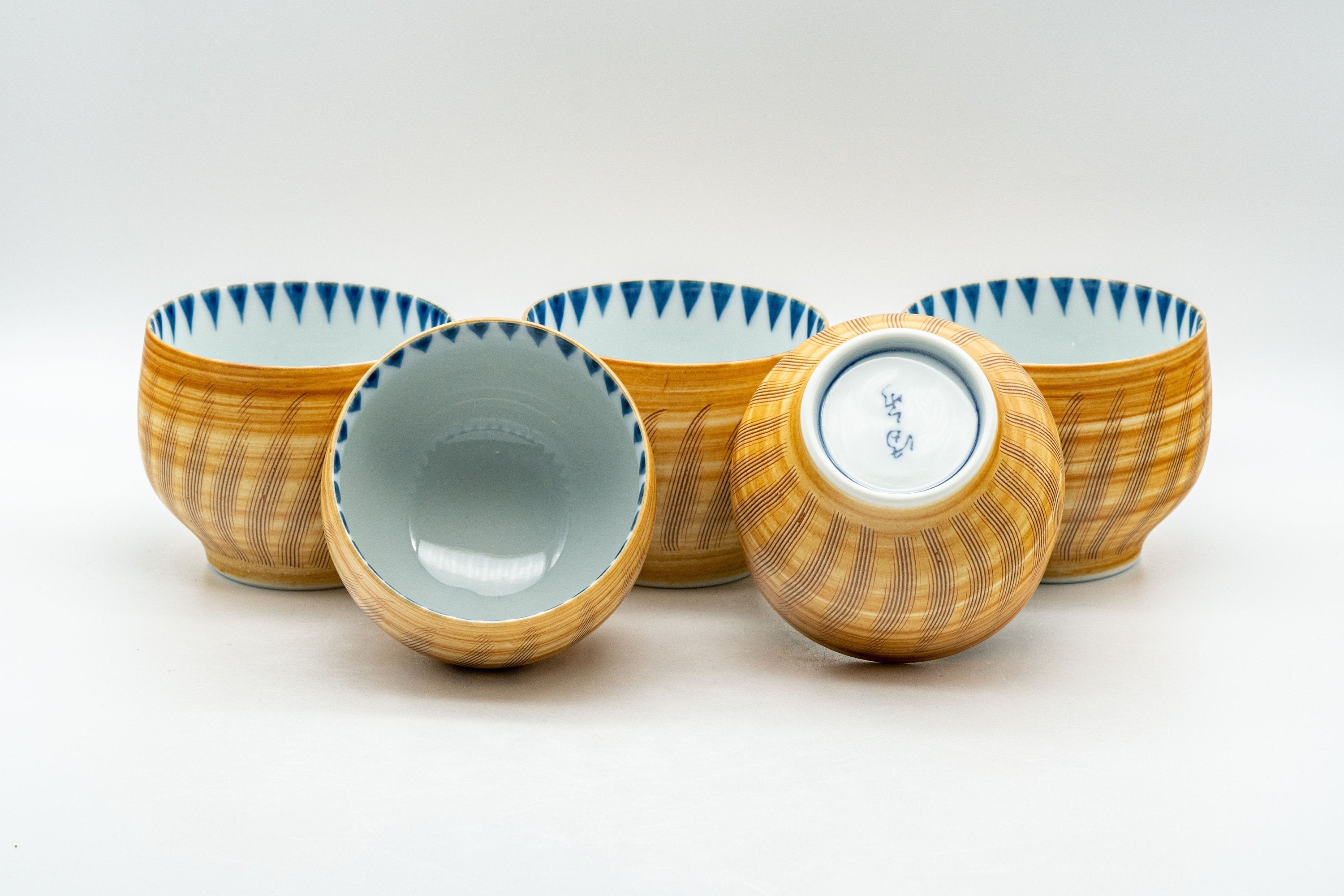 Japanese Tea Set - 有田焼 Porcelain Debeso Kyusu with 5 Yunomi - Tezumi