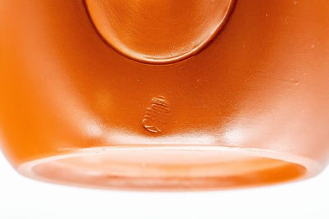 Tezumi — Japanese Kyusu - Floral Tokoname-yaki Teapot - 325ml — closeup of the painted decoration