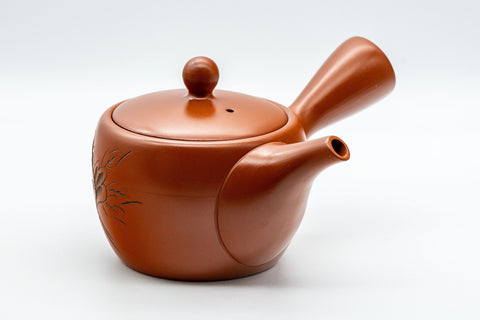 Tezumi — Japanese Kyusu - Floral Tokoname-yaki Teapot - 325ml — side view with the lid and side handle