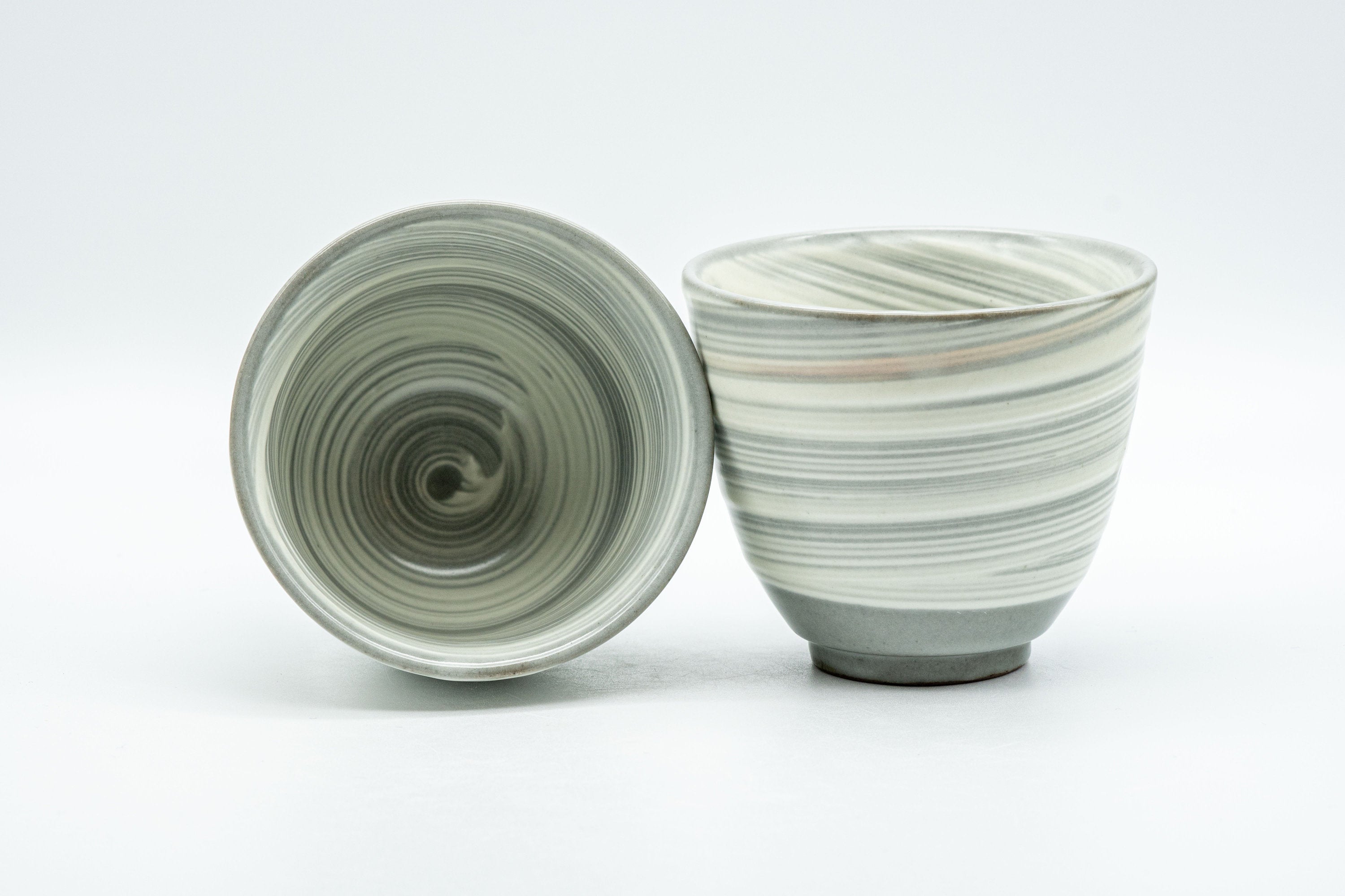 Japanese Teacups - Pair of 橘吉 Tachikichi Striped Yunomi - 130ml