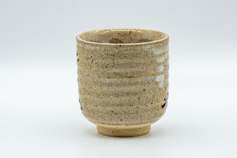 Japanese Teacup - Stoneware Tsutsu-gata Karatsu-yaki Yunomi - 120ml - front view of the cup