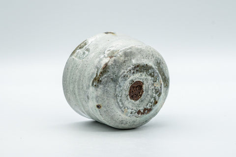 Japanese Teacup - Wabi-Sabi Tsutsu-gata Yunomi - 90ml - view of the underside showing the foot
