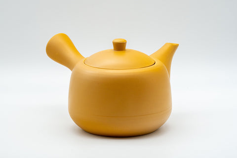 Japanese Tea Set - Yellow Debeso Kyusu with 5 Yunomi - side view of the teapot showing the handle and spout