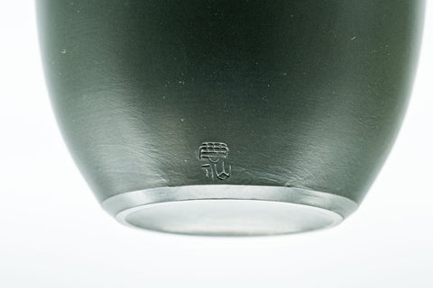Japanese Teacups - Pair of Green Ryokudei Tokoname-yaki Yunomi - 130ml - closeup of the blue-glazed interior and rim