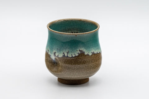 Japanese Teacup - Turquoise Glazed Agano-yaki Dojimari-gata Yunomi - 150ml - front view showing the turquoise enamel drip over the crazed brown glaze