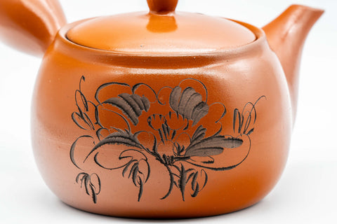 Tezumi — Japanese Kyusu - Floral Tokoname-yaki Teapot - 350ml — side profile showing the spout and handle