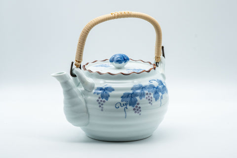 Japanese Tea Set - Porcelain Arita-yaki Dobin Debeso Teapot with 5 Lidded Yunomi - Tezumi