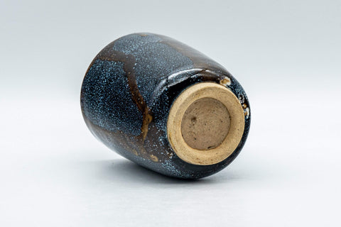 Tezumi — Japanese Teacup - Blue Yuteki Yunomi - 110ml — inverted showing the foot ring