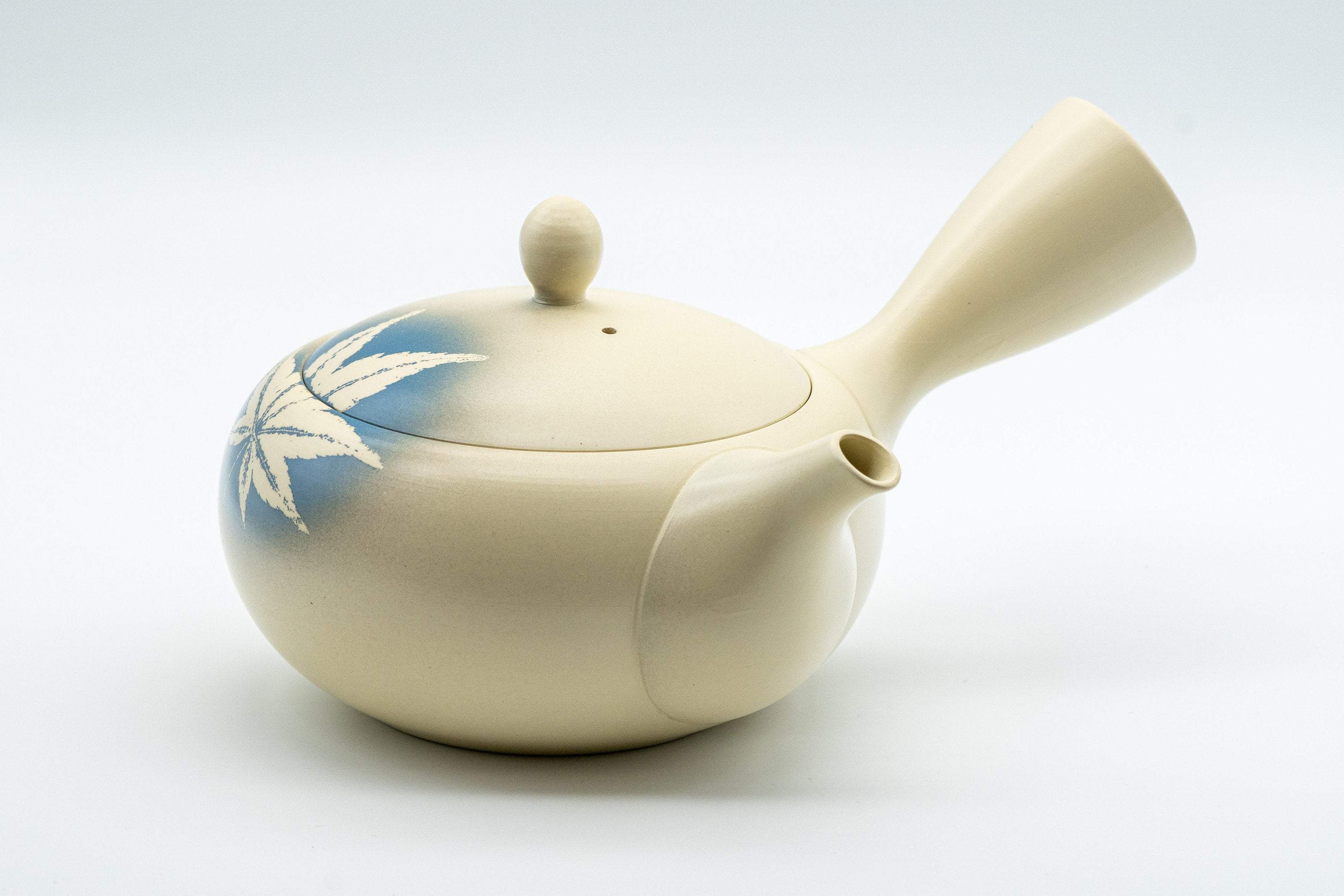 Japanese Kyusu - 高資窯 Ivory Momiji Takasuke Tokoname-yaki Debeso Teapot - 260ml - Tezumi