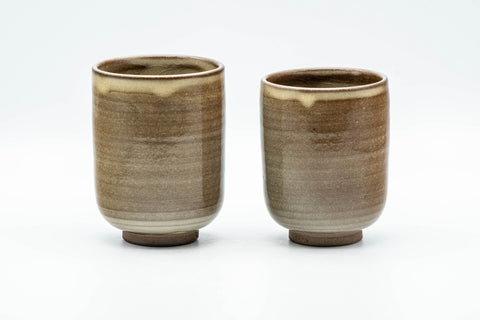 Japanese Teacups - Pair of Yukiyama Kiln Meoto Yunomi - the pair standing upright side by side