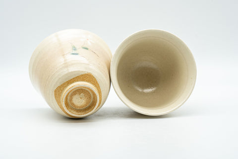 Japanese Teacups - Pair of 橘吉 Tachikichi Floral Yunomi - 125ml