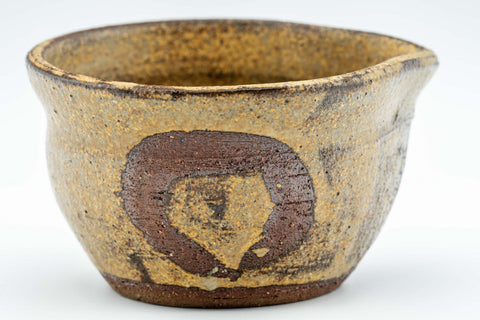 Tezumi — Japanese Katakuchi - Beige Glazed Yuzamashi Water Cooler - 140ml — closeup of the glaze