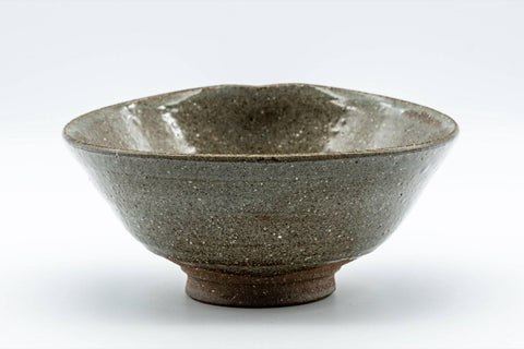 Tezumi — Japanese Matcha Bowl - Drip-Glazed Amikasa-gata Chawan - 250ml — front view from another angle
