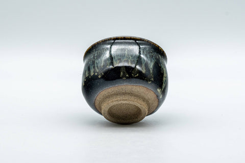 Japanese Teacup - Dojimari-gata Tenmoku Nagashi Glazed Guinomi - 40ml - angled view showing the unglazed foot