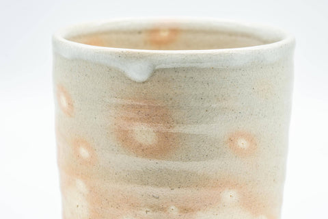 Japanese Teacup - 玉祖窯 Tamaso Kiln Gohonte Hagi-yaki Yunomi - 150ml - top-down view showing the interior