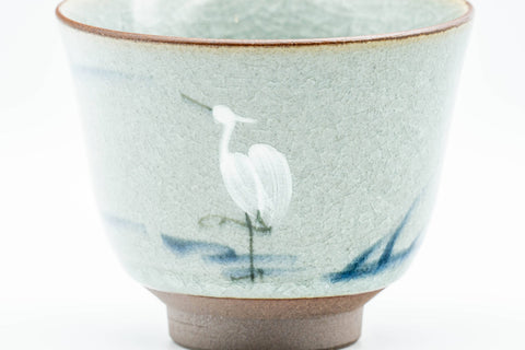 Japanese Teacup - Egret Snowflake Celadon Glazed Yunomi - 140ml - side view showing the painted white egret standing in water motif