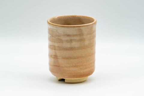 Japanese Teacup - Beige Tsutsu-gata Hagi-yaki Yunomi - 150ml - front view of the cylindrical beige teacup