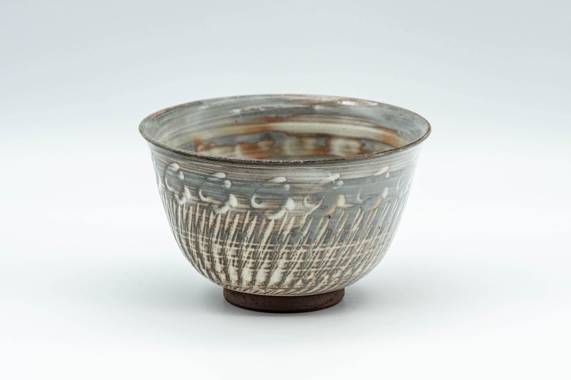 Japanese Teacup - Engraved Floral Spiraling Kyo-yaki Yunomi  - 130ml - Tezumi
