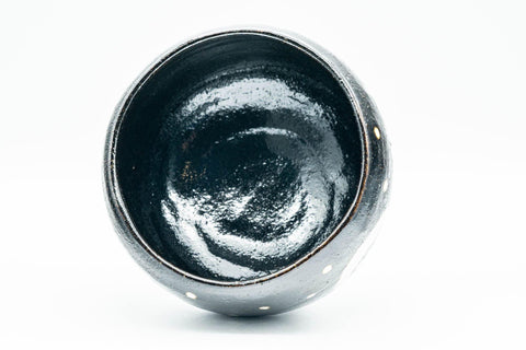 Tezumi — Japanese Matcha Bowl - Usagi Bunny Rabbits Black Raku Chawan - 400ml — three-quarter view