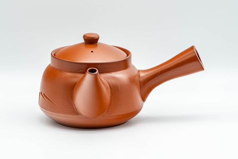 Japanese Tea Set - Bamboo Tokoname-yaki Debeso Kyusu Teapot with 5 Yunomi Teacups - angled view of the teapot showing the lid and side handle