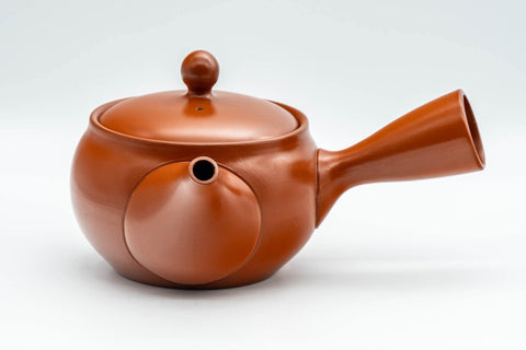 Tezumi — Japanese Kyusu - Classic Tokoname-yaki Teapot - 325ml — side view with the lid and side handle