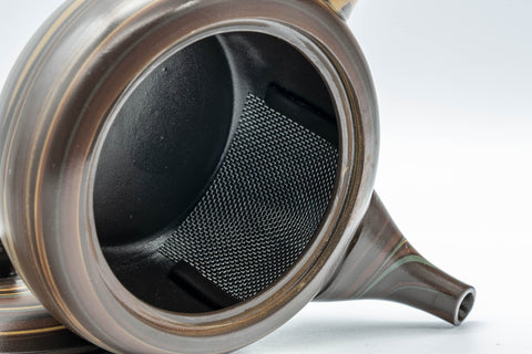Japanese Kyusu - Nobuyasu Nerikomi Tokoname-yaki Teapot - 275ml - view into the open mouth showing the interior and steel mesh filter