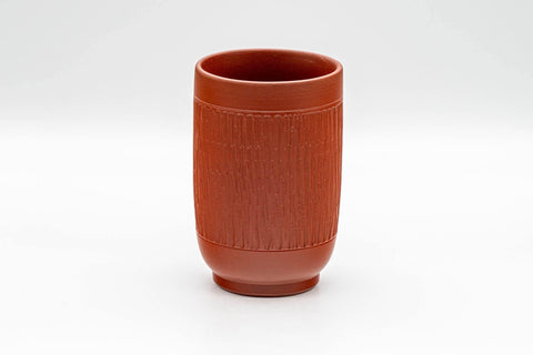 Tezumi — Japanese Teacup - Engraved Tsutsu-gata Tokoname-yaki Yunomi - 190ml — front view from another angle